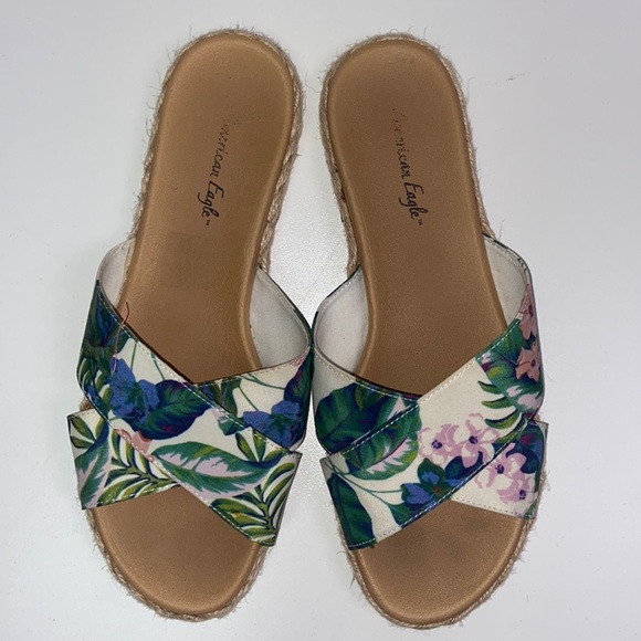 American Eagle Outfitters Shoes - ⭐️$5 SALE⭐️ American Eagle | Floral Espadrille Sandals 7.5